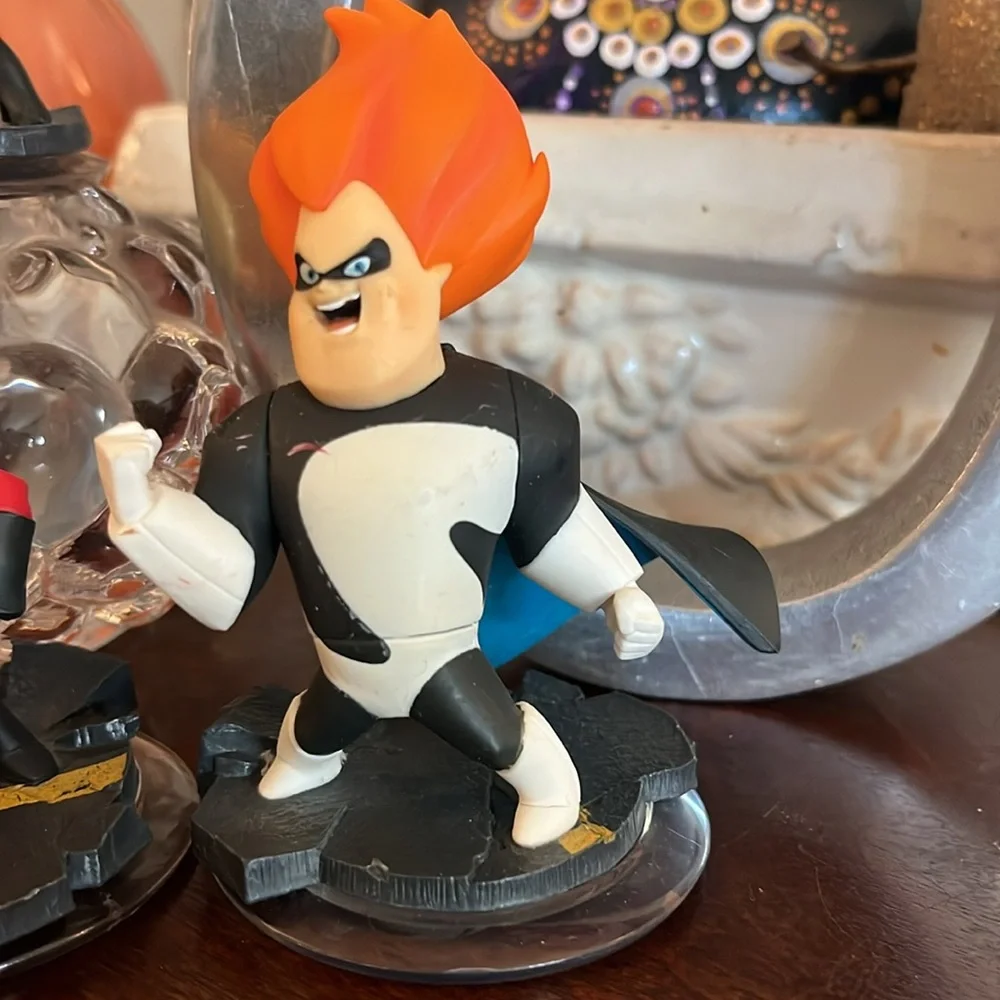 Disney Infinity The Incredibles 4 Figures X Box Playstation Video Game EUC